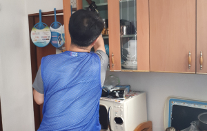 2015년 3월 취약계층 가정 및 사회복지시설 방역서비스 지원사업 진행 사진