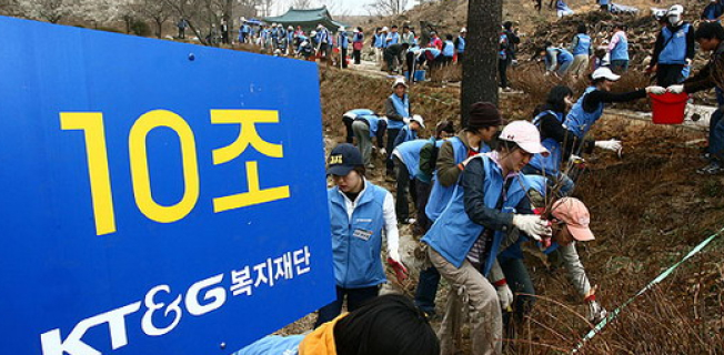 2006년 4월 낙산사 나무심기 봉사활동 진행(~2012) 사진